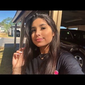 Meet your Posher, Heidi